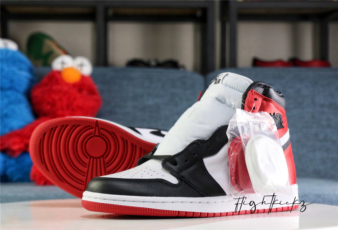 Air Jordan 1 Satin Black Toe 2019 (LN5 A1 Batch)