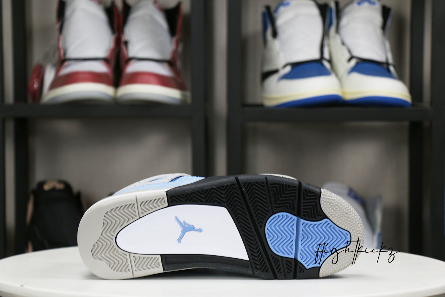 Jordan 4 Retro Universtity Blue 2021( Ln5 A1 )