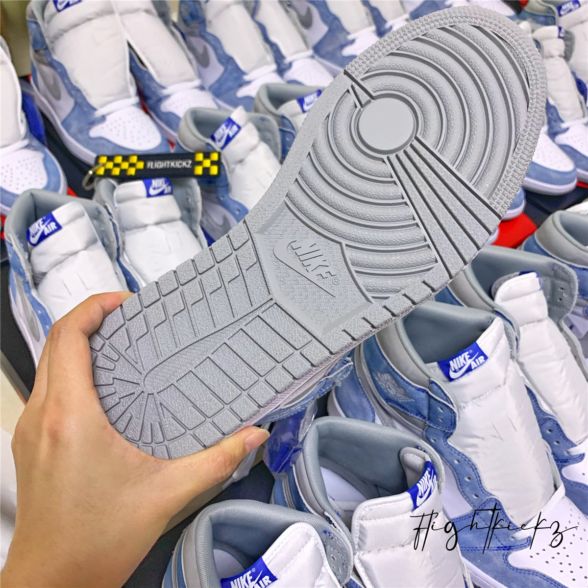 Jordan 1 Retro High OG Hyper Royal 2021(LN5 A1)