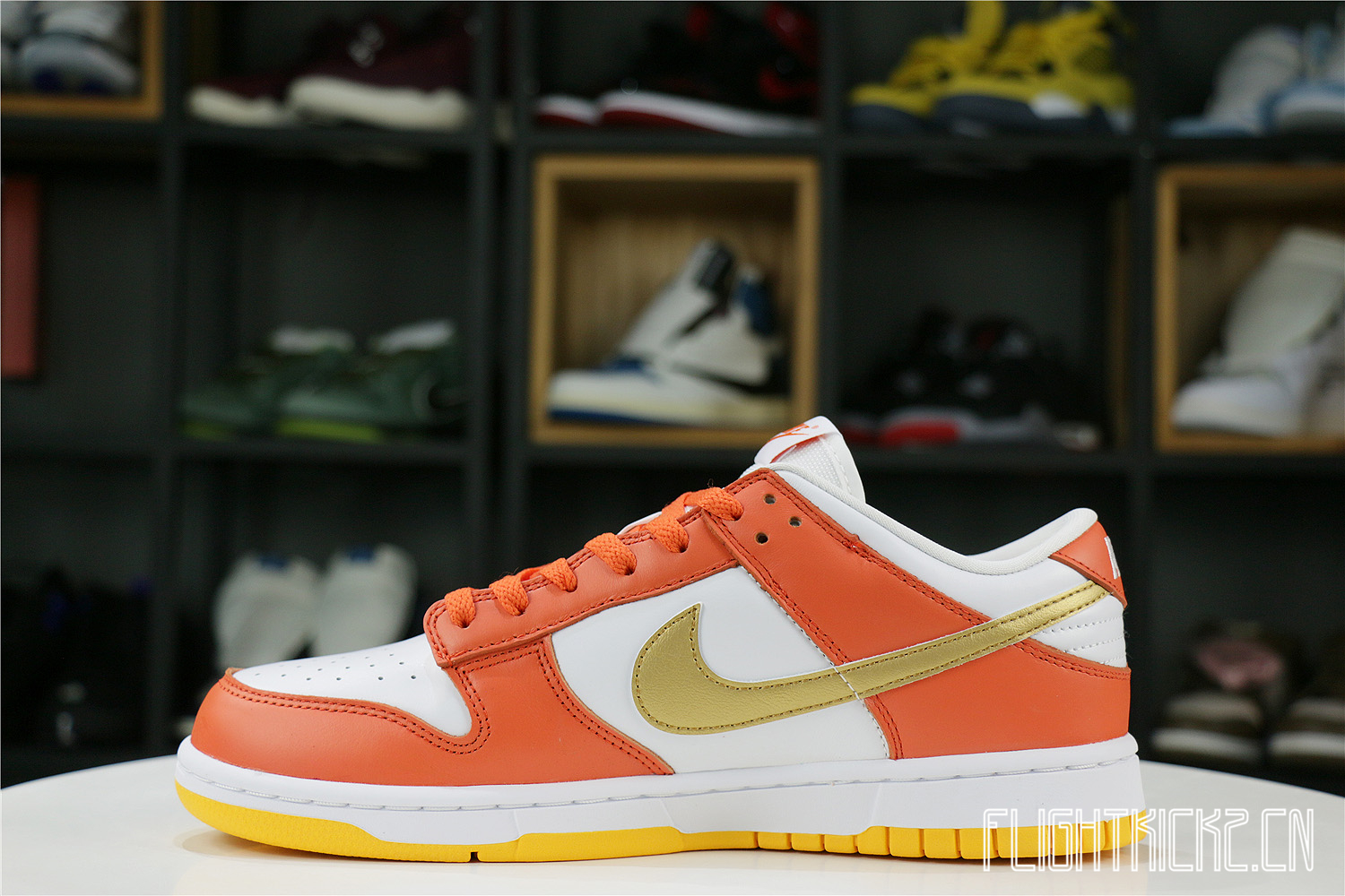 Nike Dunk Low University Gold