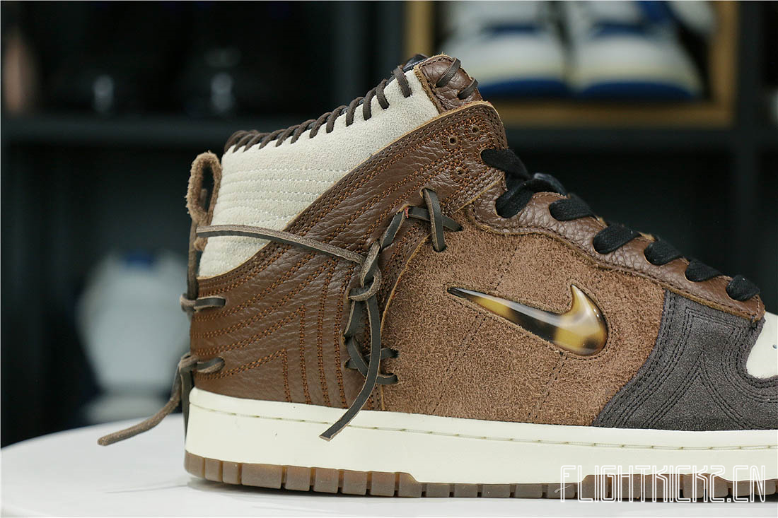 Nike Dunk High Bodega Legend Fauna Brown