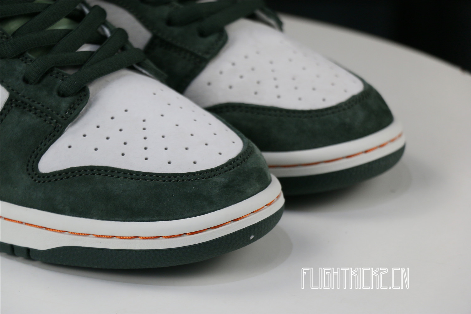 Otomo Katsuhiro x Nike SB Dunk Low Steamboy OST Green Orange