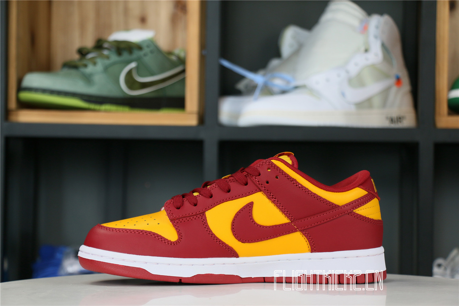 Nike Dunk Low Midas Gold