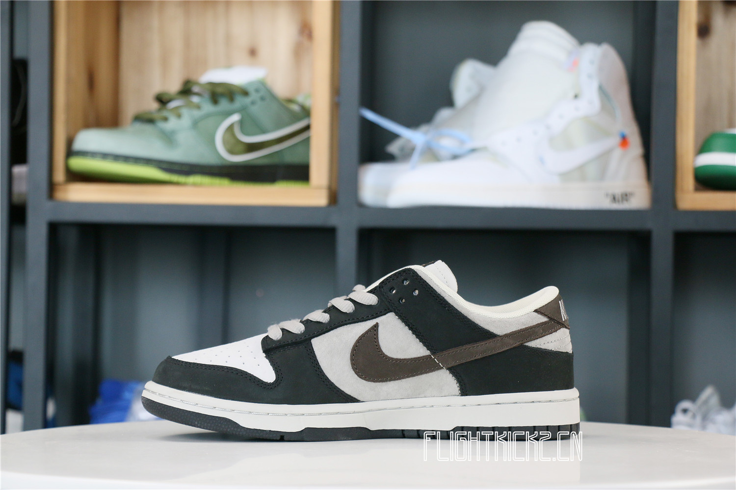 Otomo Katsuhiro x Nike SB Dunk Low Steamboy OST Grey Brown Mocha