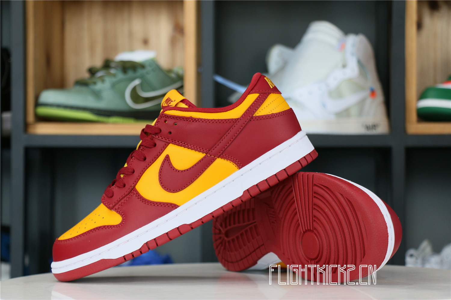 Nike Dunk Low Midas Gold