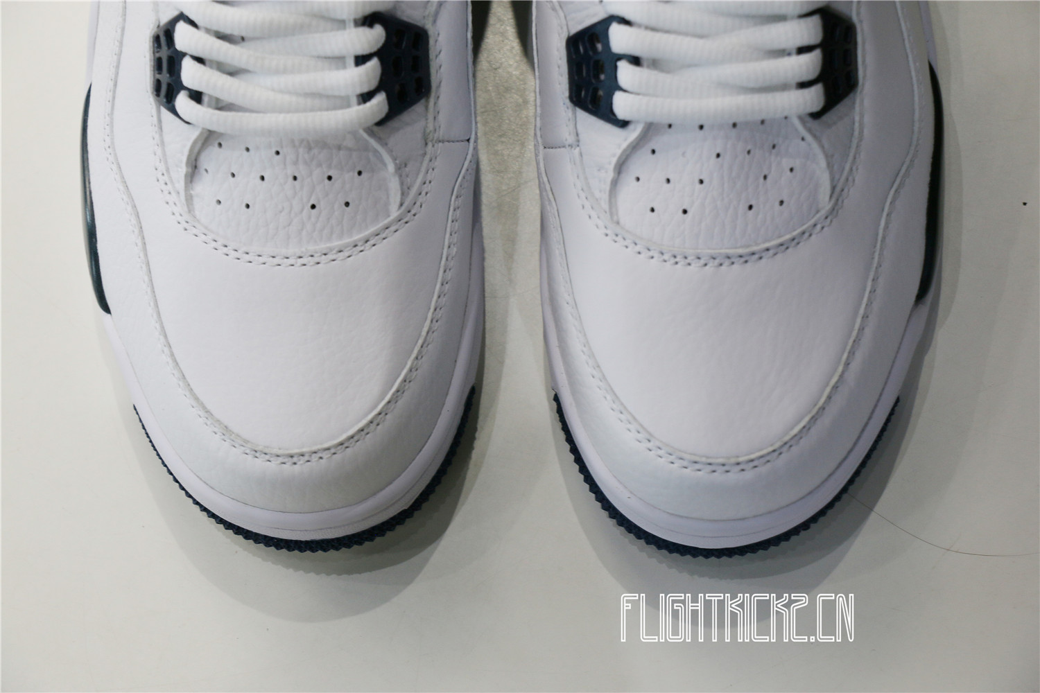 AIR JORDAN 4 RETRO LS ‘LEGEND BLUE’
