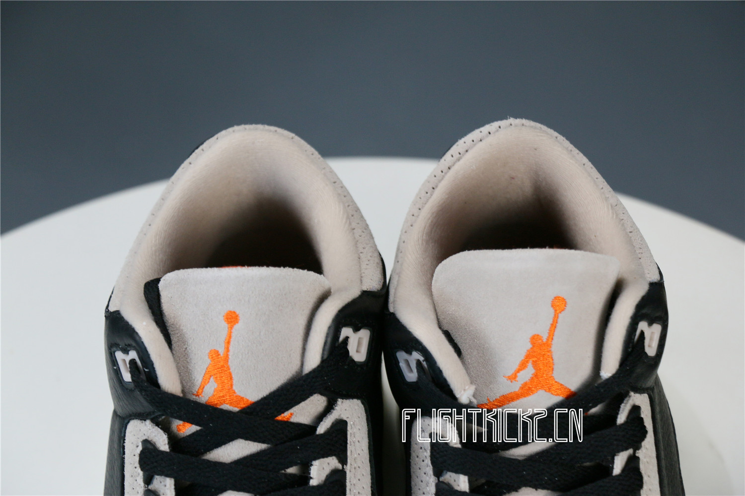 AIR JORDAN 3 RETRO ‘DESERT’