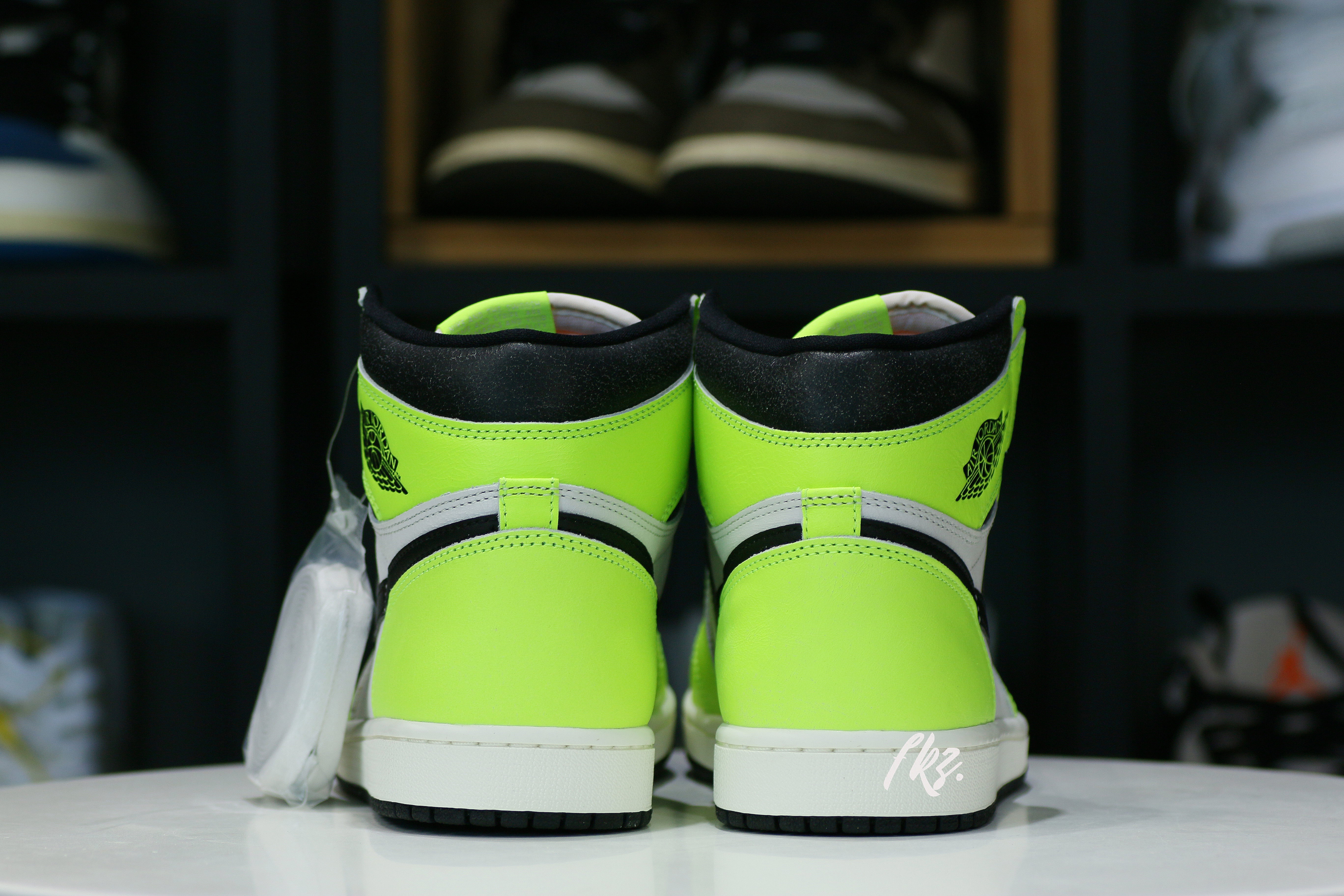 Air Jordan 1 High OG “Volt”