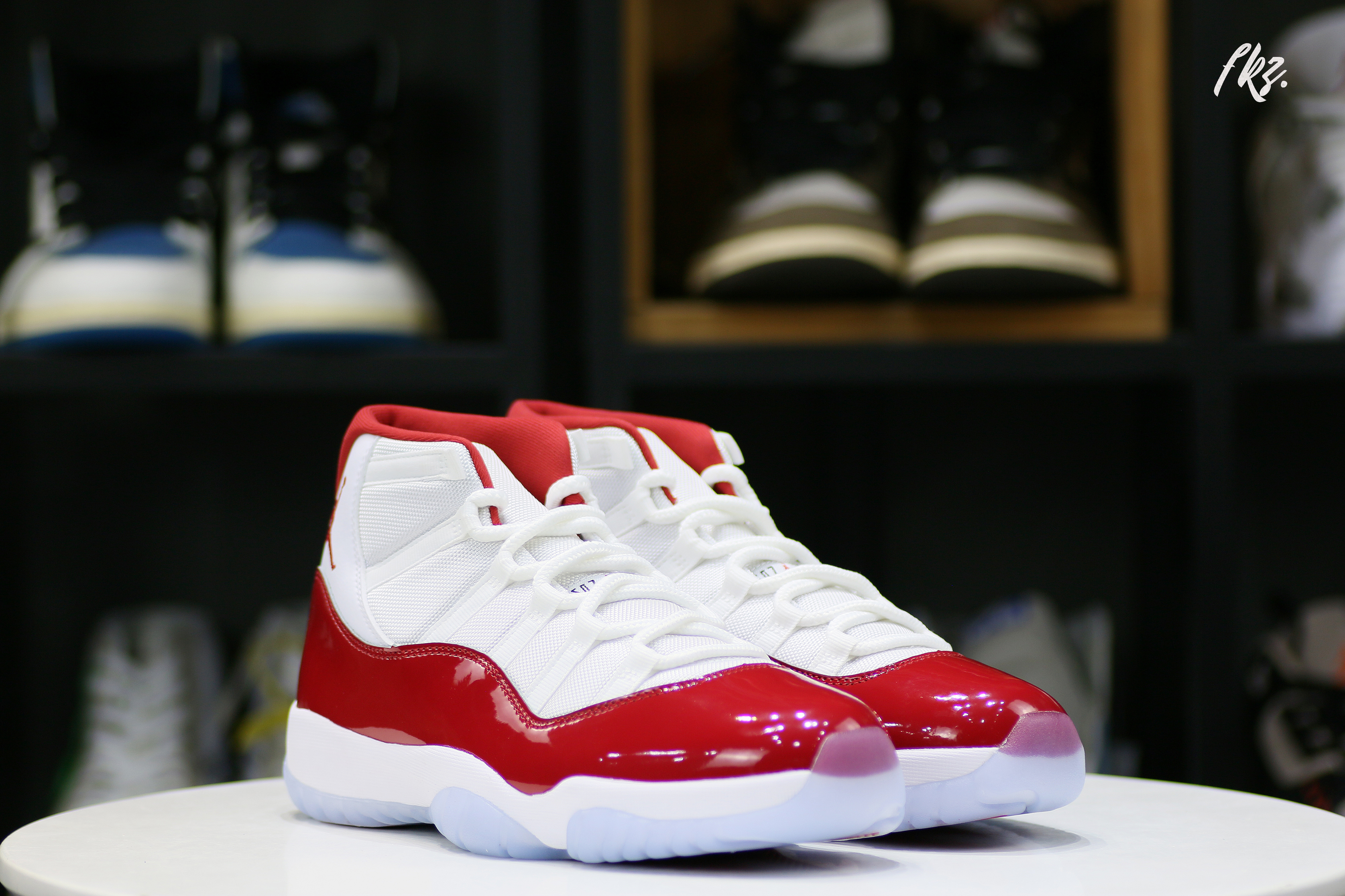 Air Jordan 11 Retro Cherry 2022 (LN5 A1 Batch)