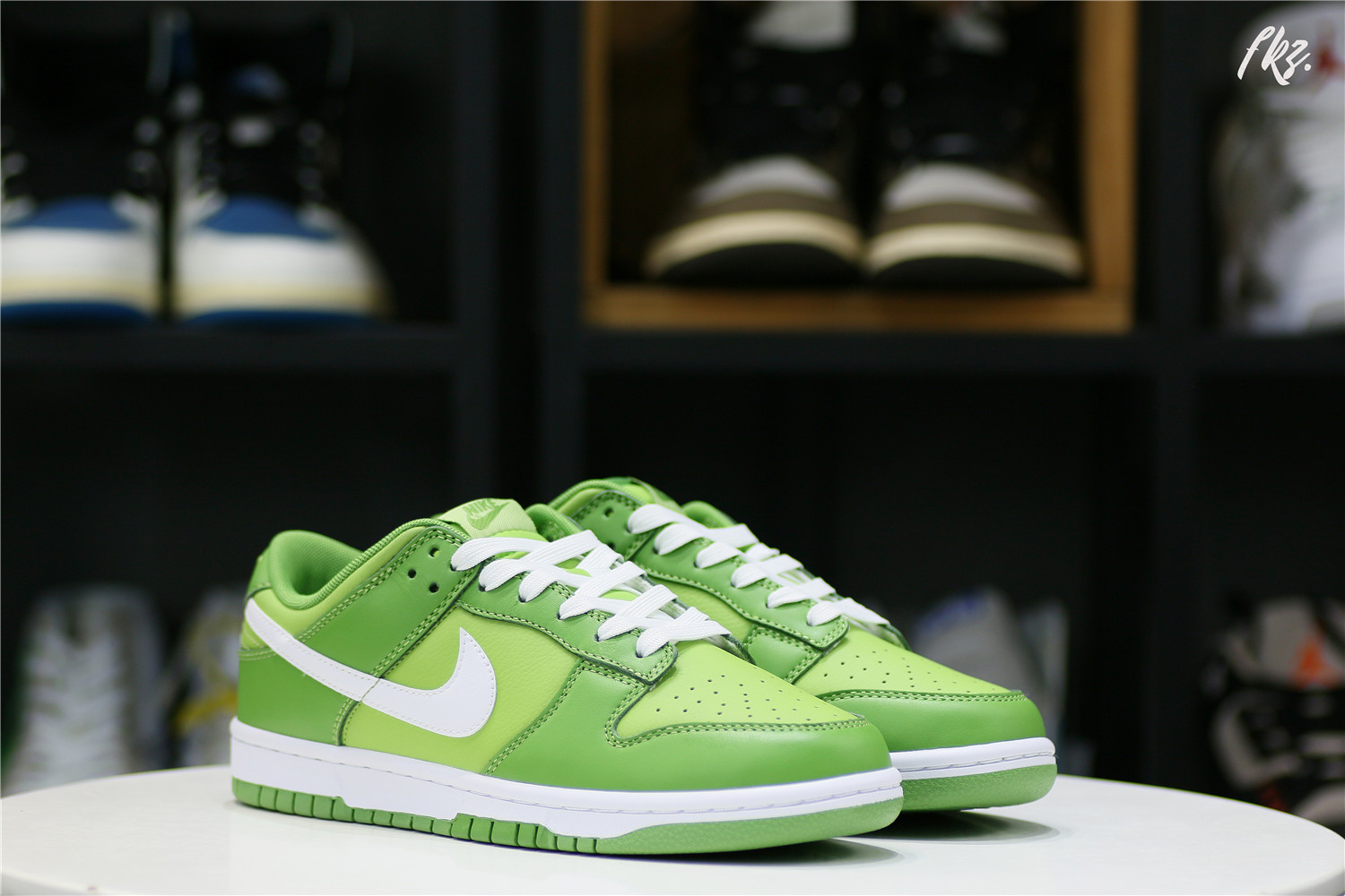 DUNK LOW ‘CHLOROPHYLL’