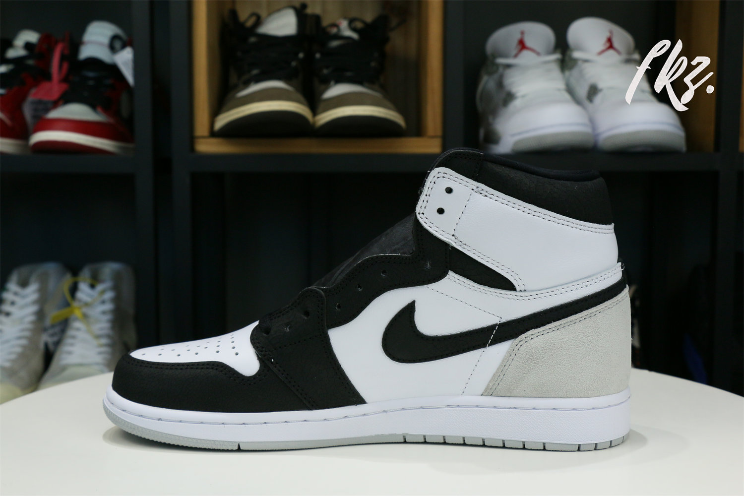 Air Jordan 1 Retro High OG Bleached Coral 2021