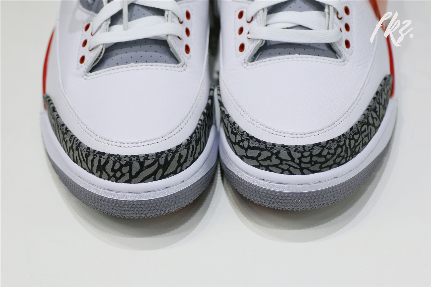AIR JORDAN 3 RETRO ‘FIRE RED’ 2022