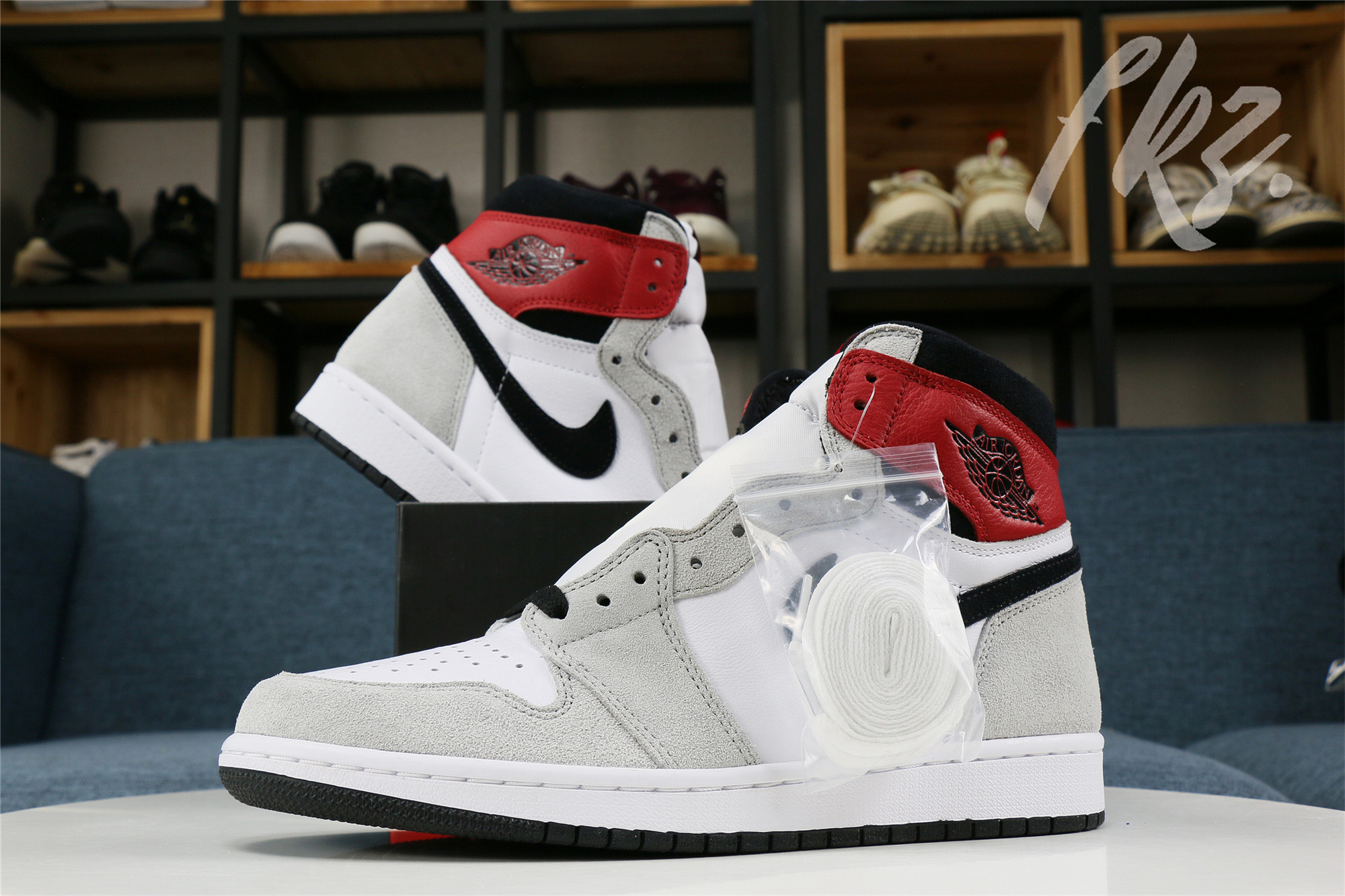 Air Jordan 1 Retro Smoke Grey(GS)