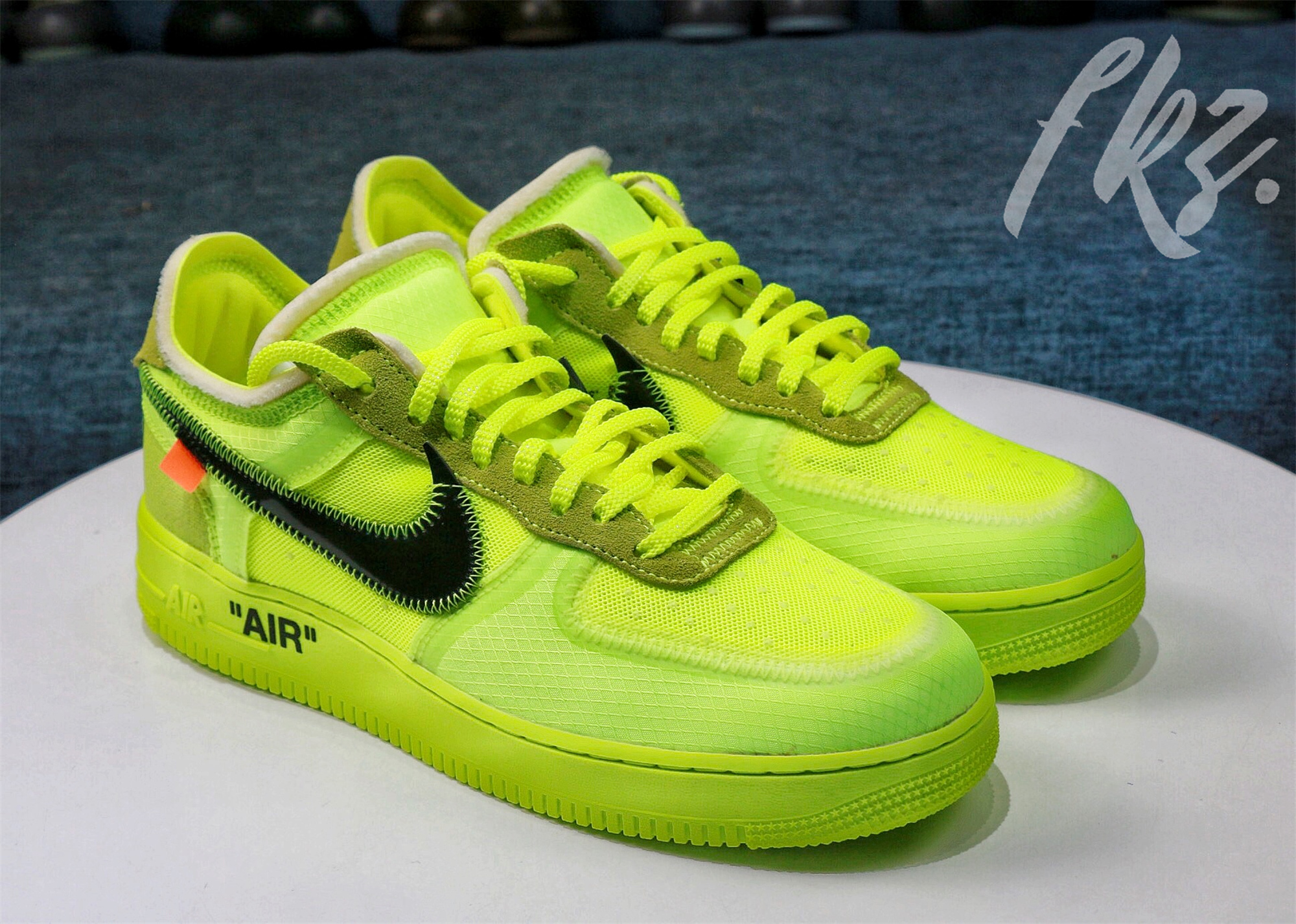 2018 Off White X Nike Air Force 1 Volt