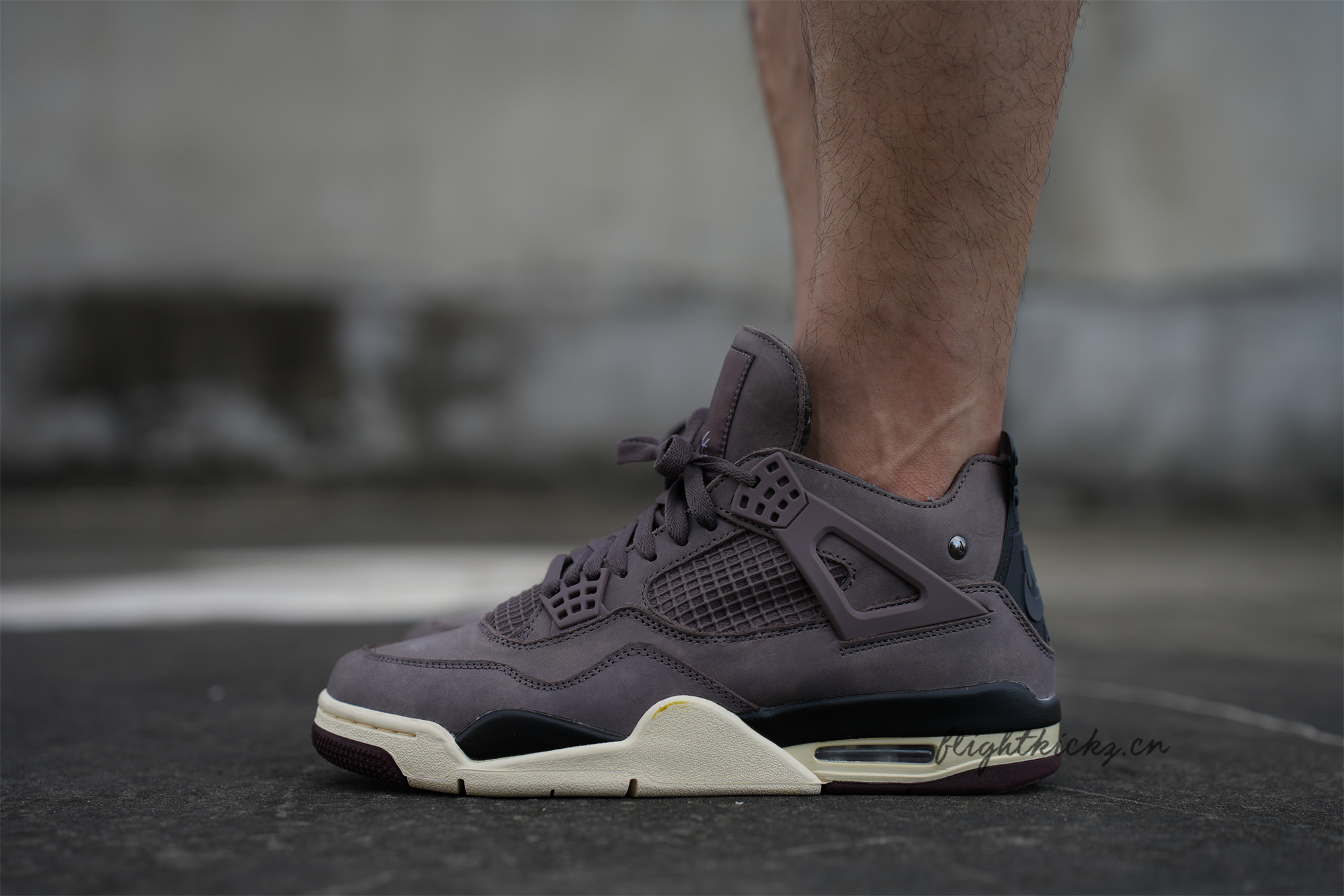 A Ma Maniére x Air Jordan 4 Retro ‘Violet Ore’ 2022 (LN5 A1 Batch)