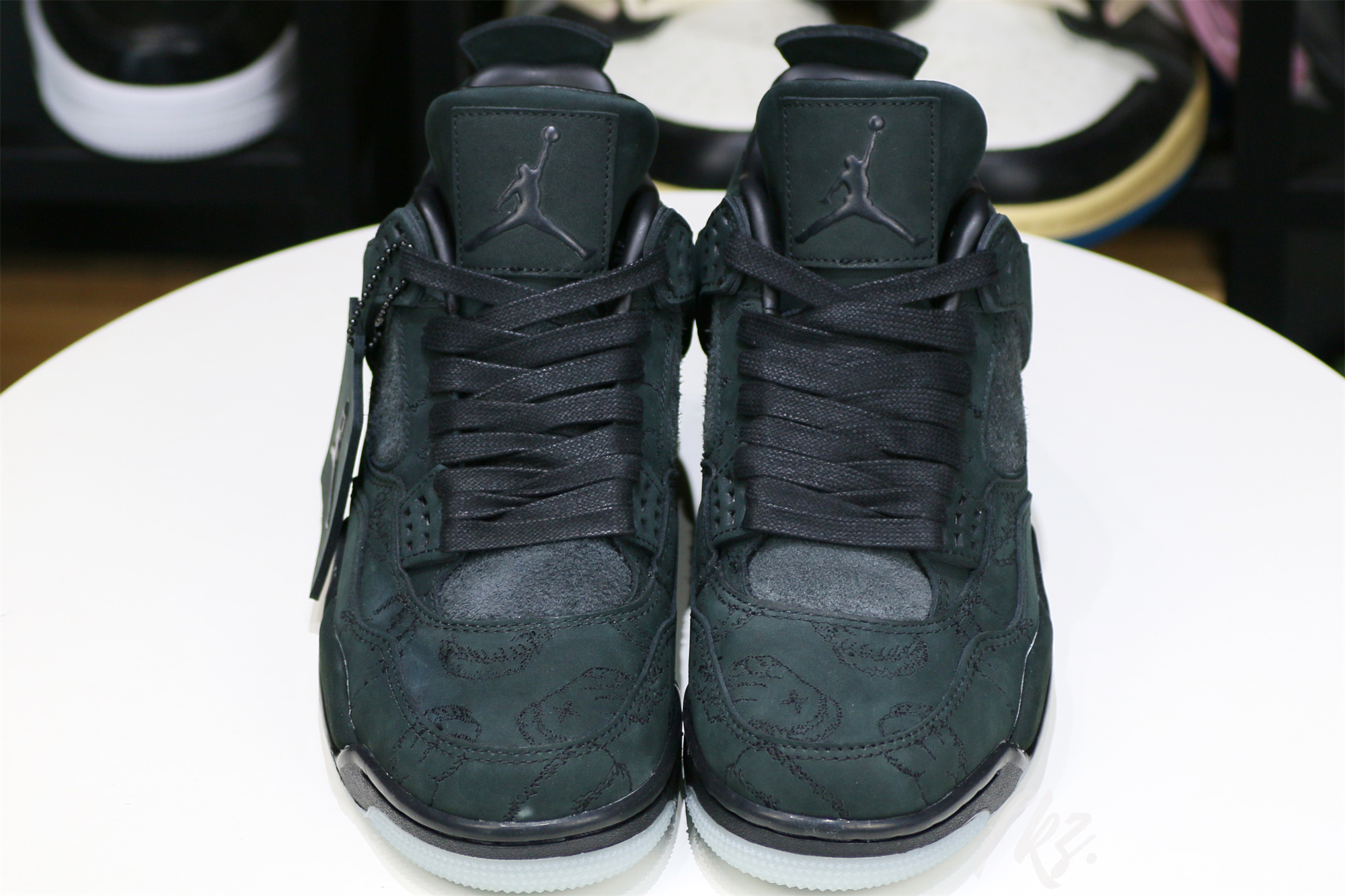 Kaws X Air Jordan 4 Retro Black 2017( Ln5 A1 Batch)