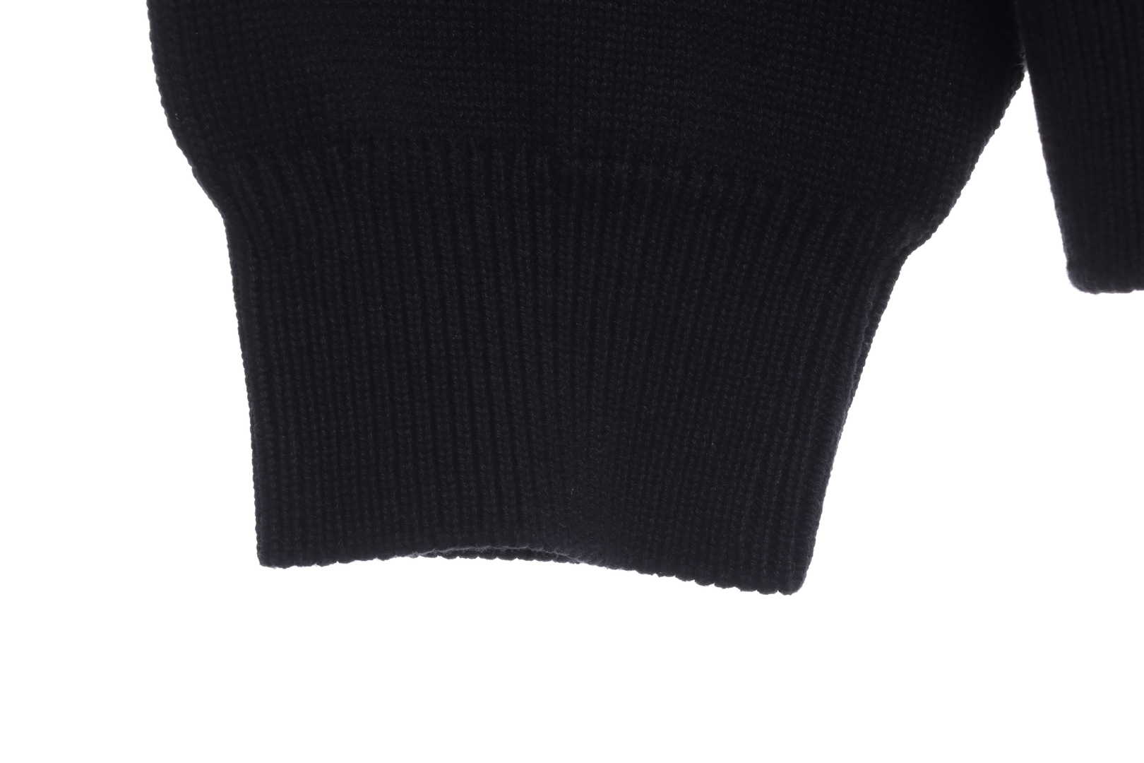 Stussy22SS Crown Crew Neck Pullover Long Sleeve Sweater