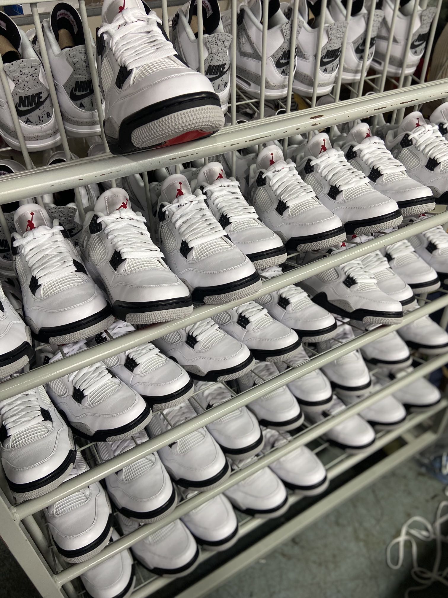 Jordan 4 Retro White Cement 2016( Ln5 A1 )