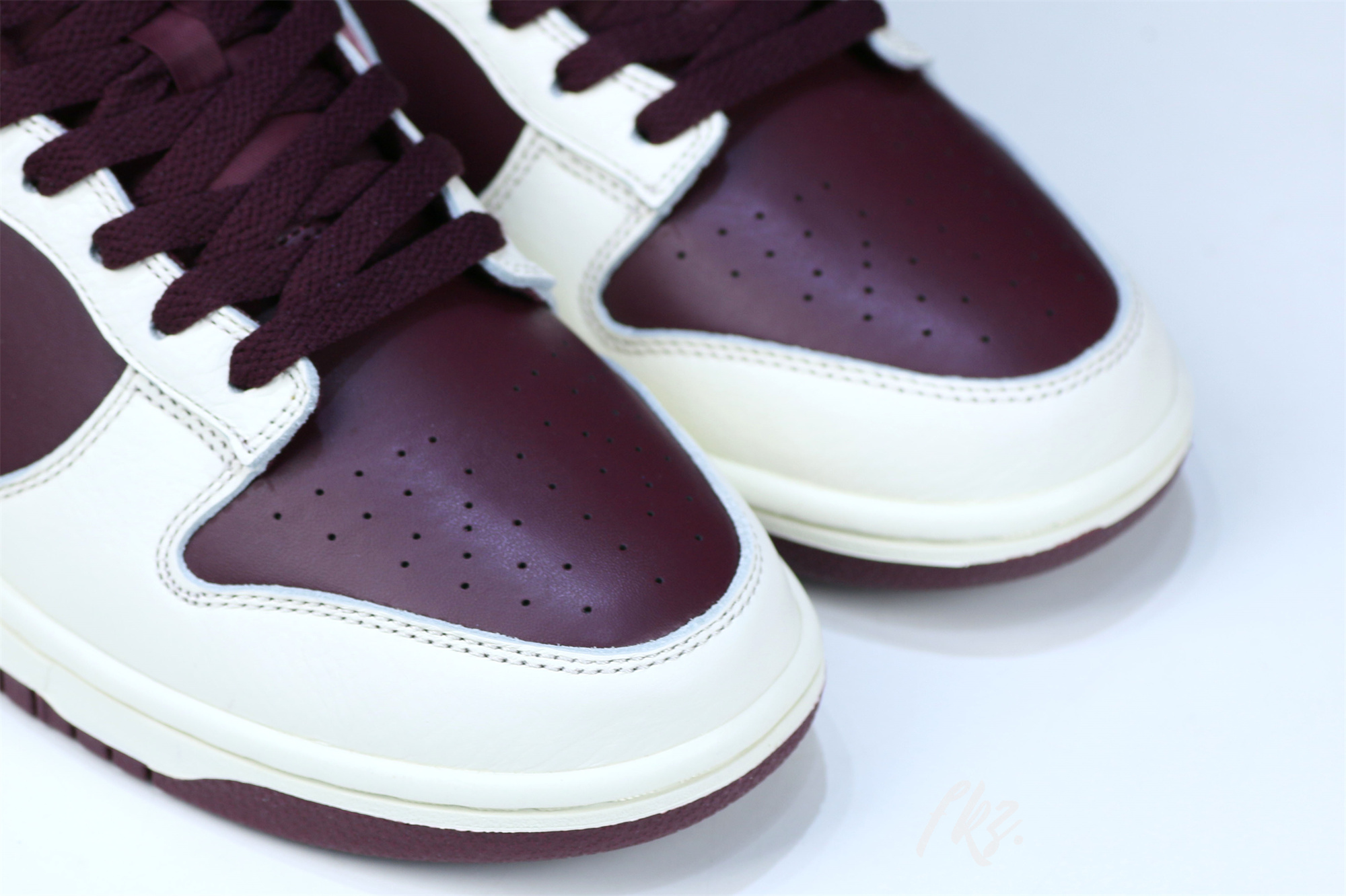 Nike Dunk Low Retro PRM Valentine’s Day 2023