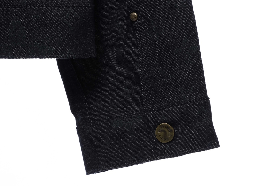 L– three-dimensional presbyopic denim jacket