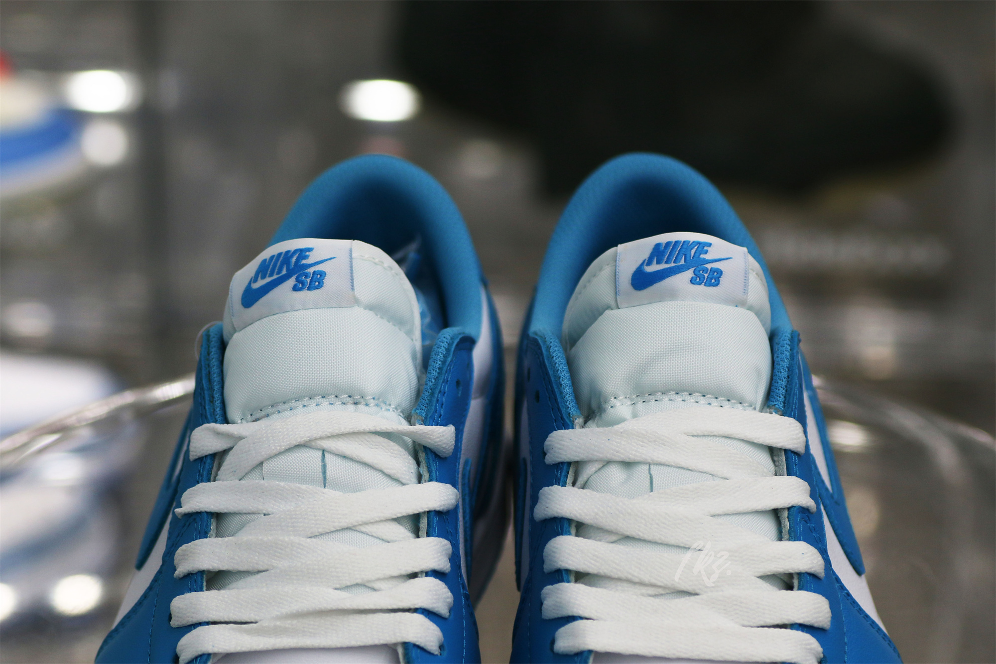 Jordan 1 Low SB University Blue UNC 2019