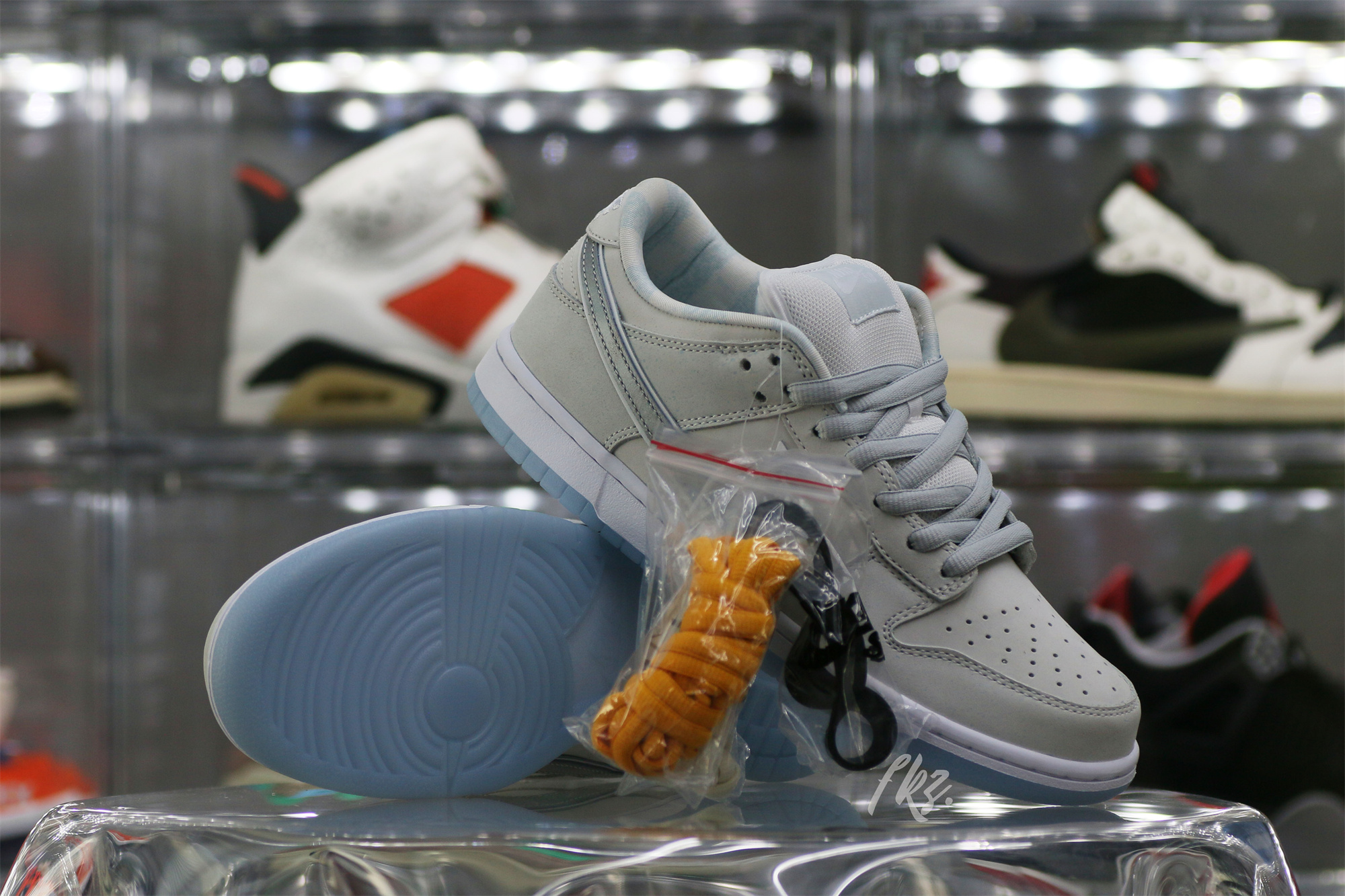 Nike Dunk Low White Lobster (Friends and Family)