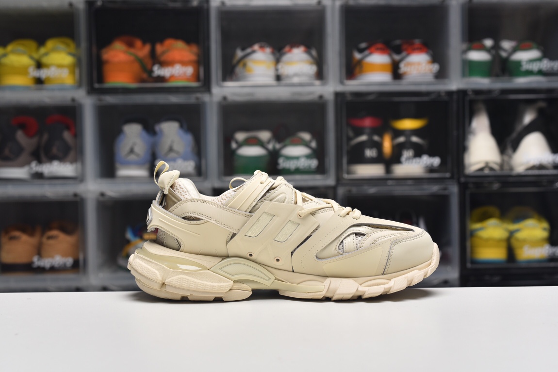 Balenciag* Wmns Track Sneaker ‘Full Beige’