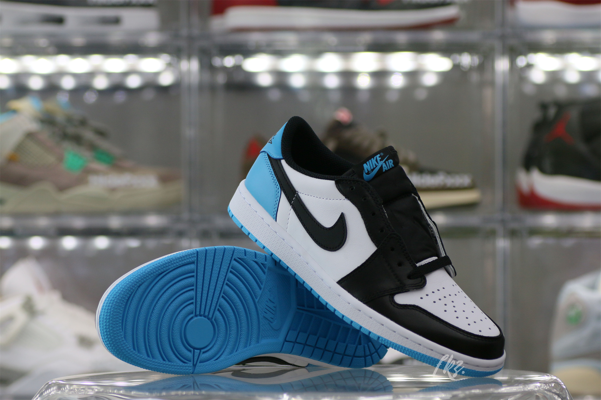 Air Jordan 1 Retro Low OG Black Dark Powder Blue