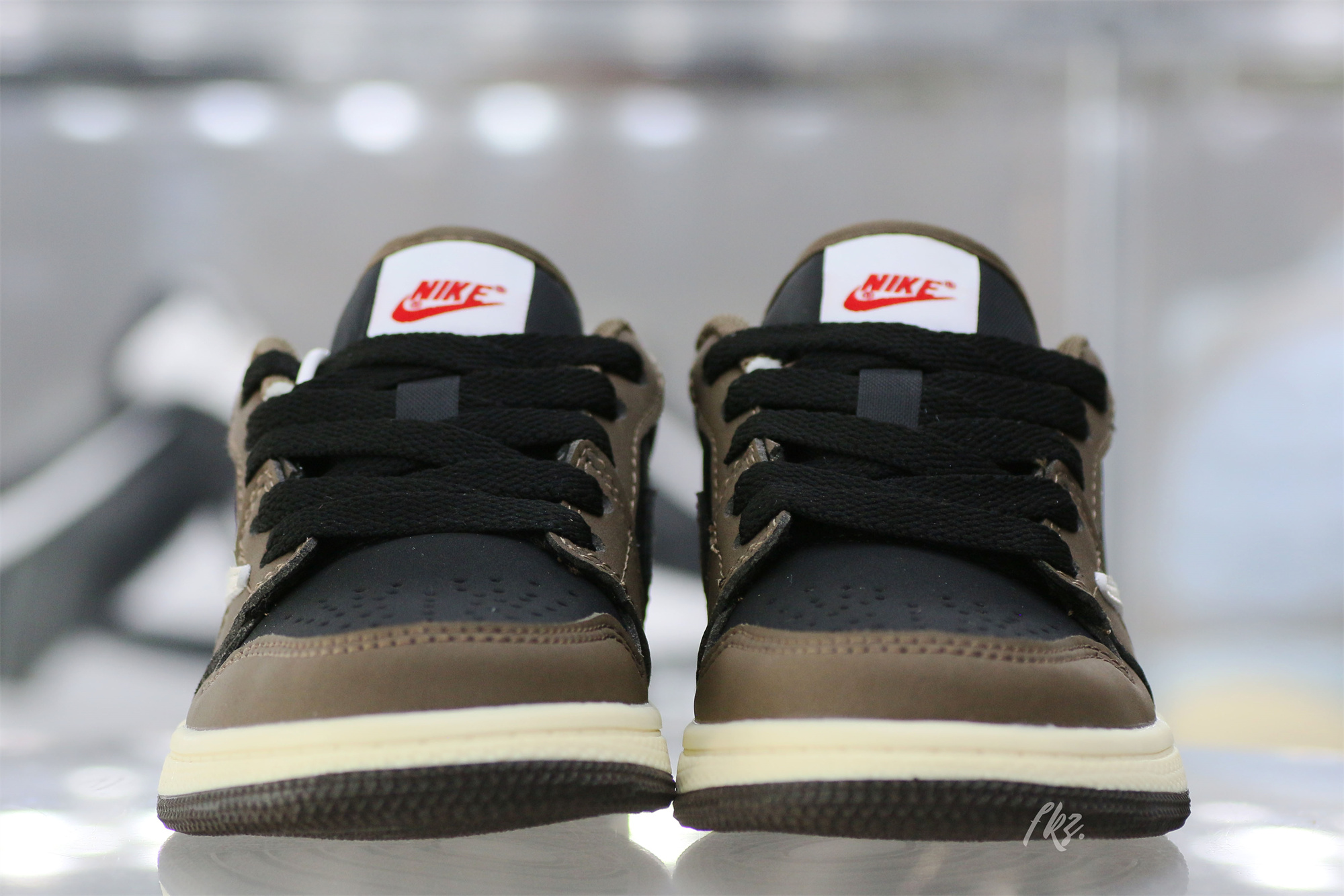 Travis Scott X Air Jordan 1 Low ‘Cactus Jack’ Kid