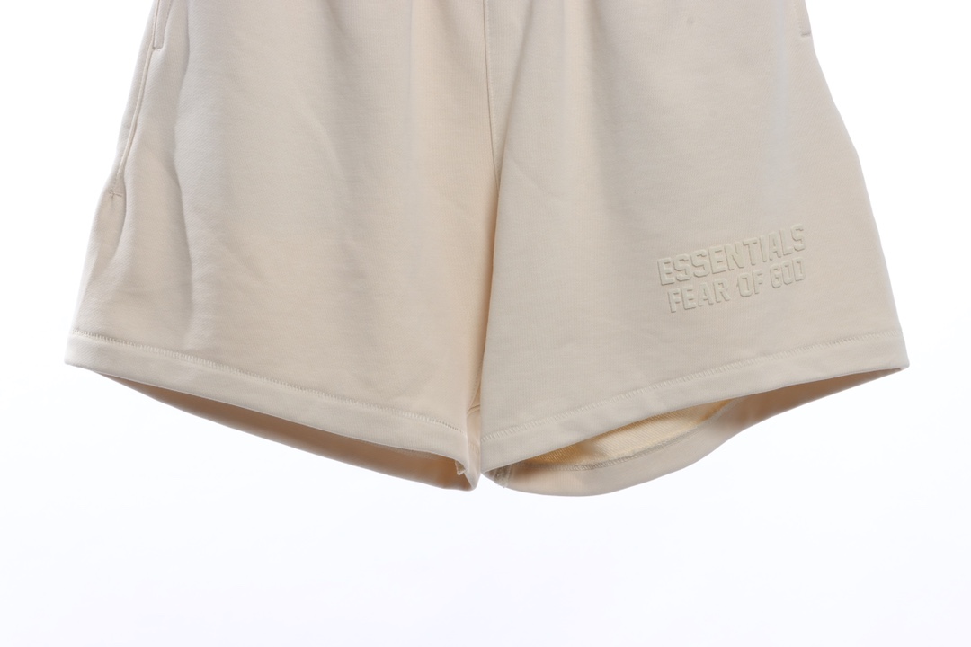 Essenti@ls Flocked alphabet shorts