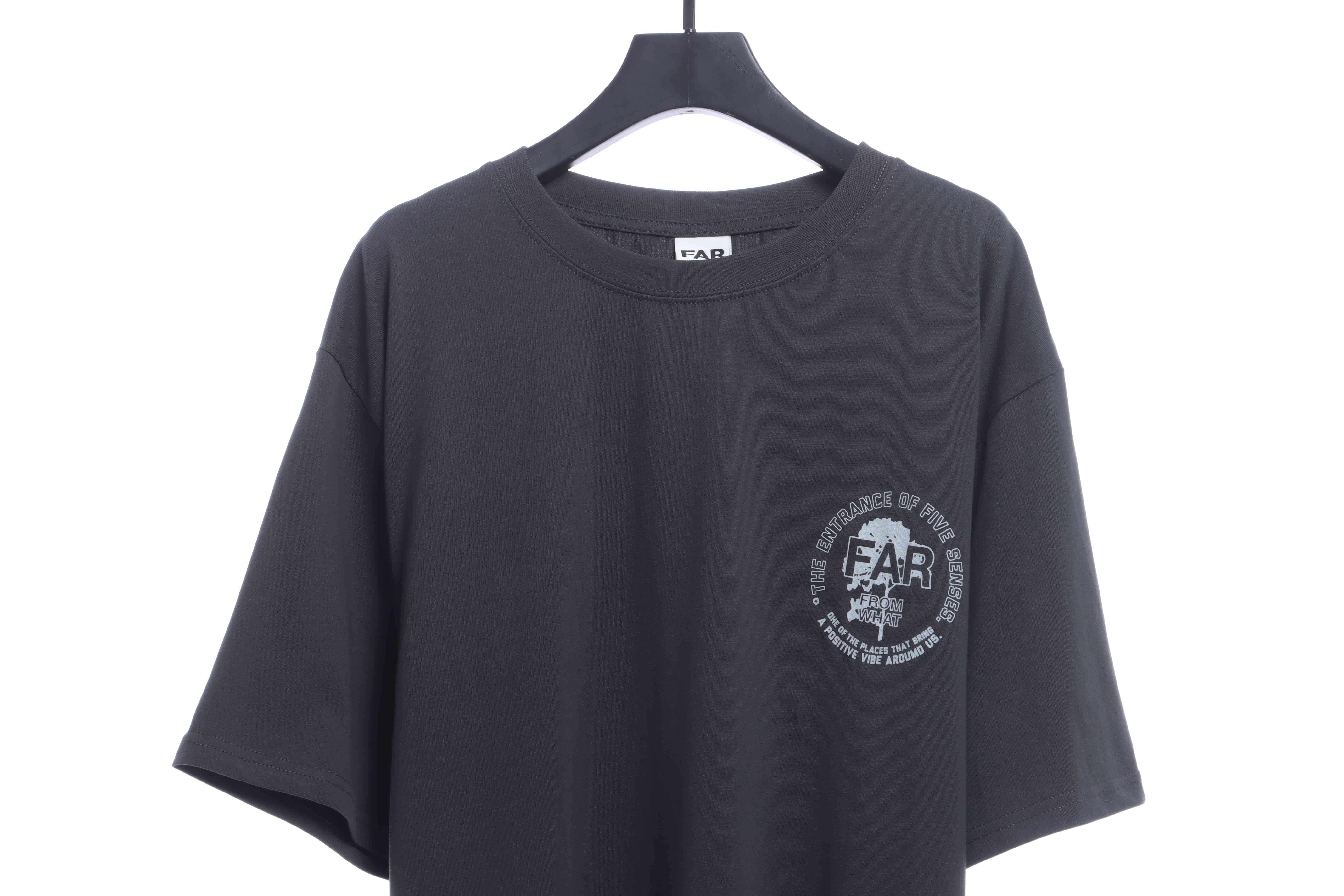 FAR.ARCHIVE White Letter Print Short Sleeve T-Shirt