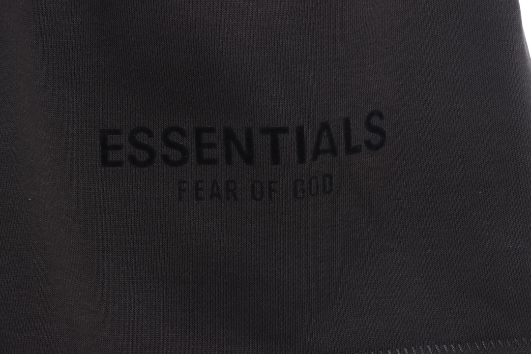 FOG Eighth Season Flocked Print Letter Shorts