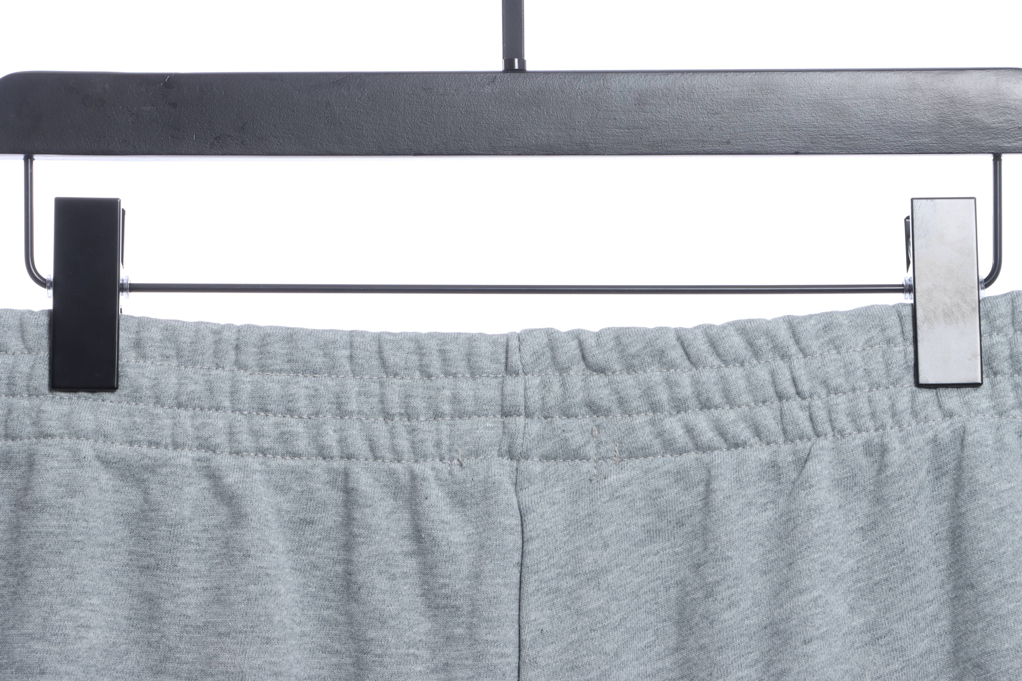 AMI 22ss heart embroidery shorts