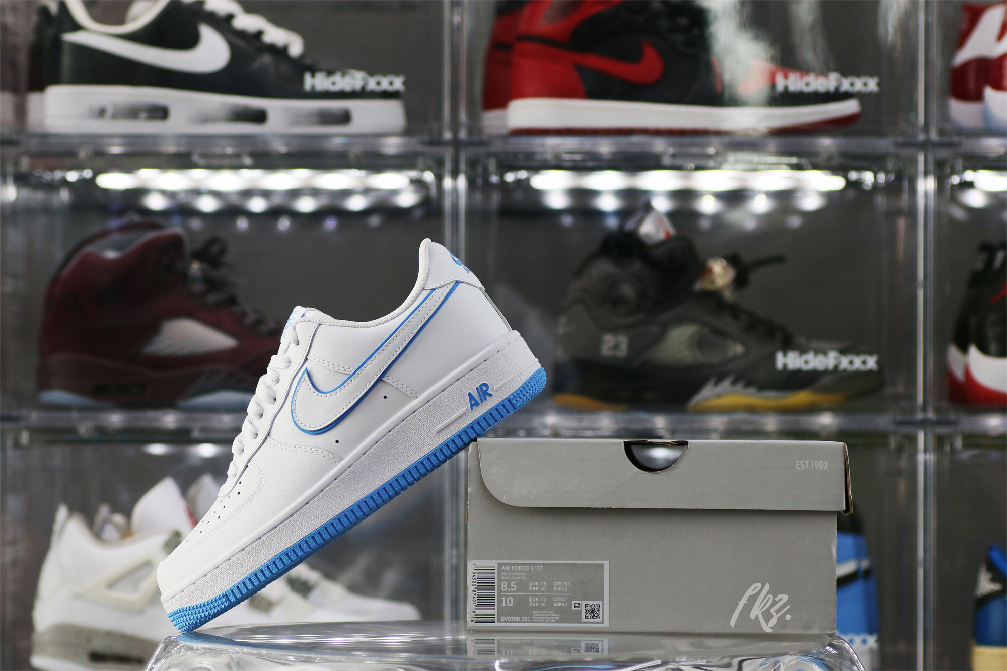 Nike Air Force 1 ’07 Low White University Blue Sole