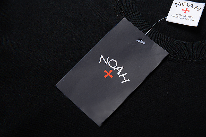 N0ah Rainbow short sleeve t-shirt