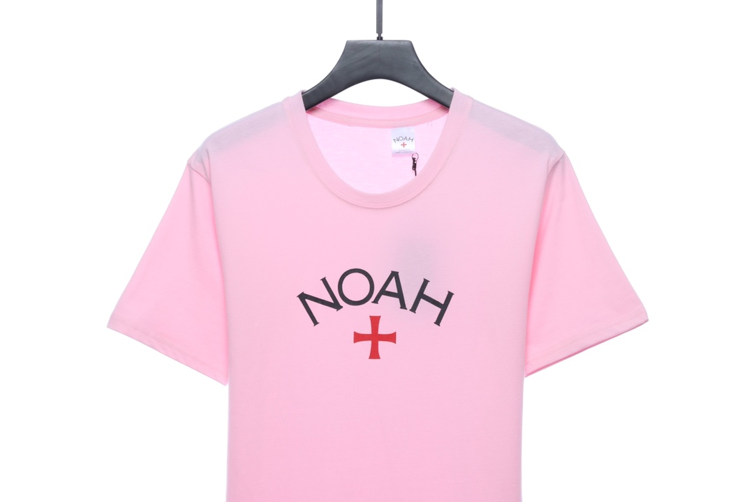 NOAH cross print letter short sleeve