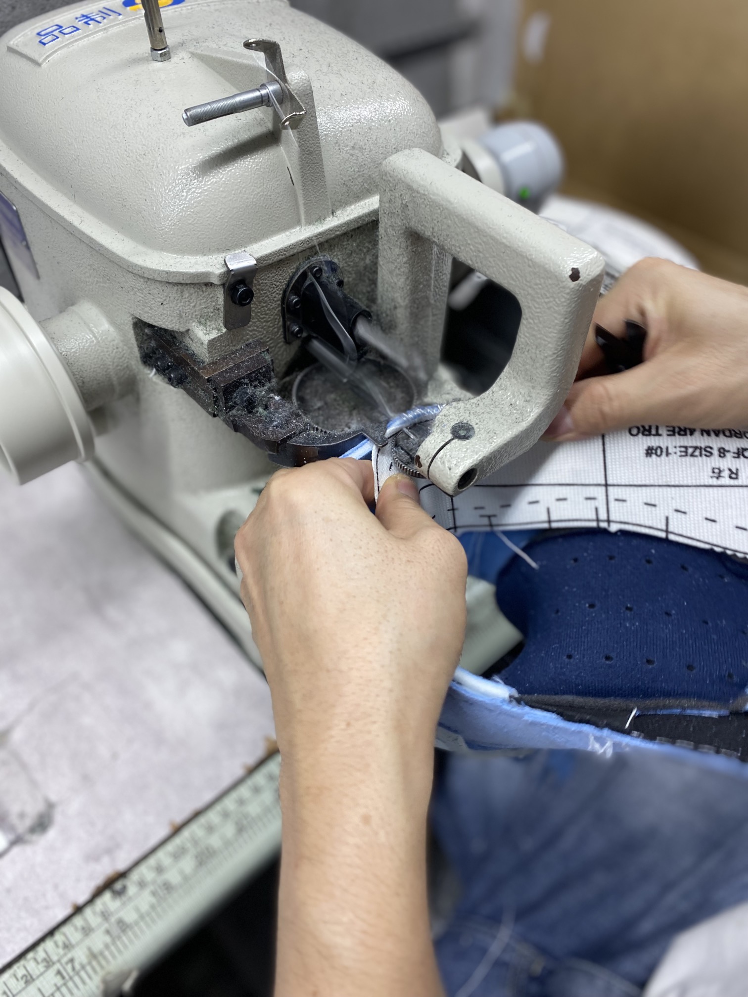 Air Jordan 4 Retro UNC (PE)