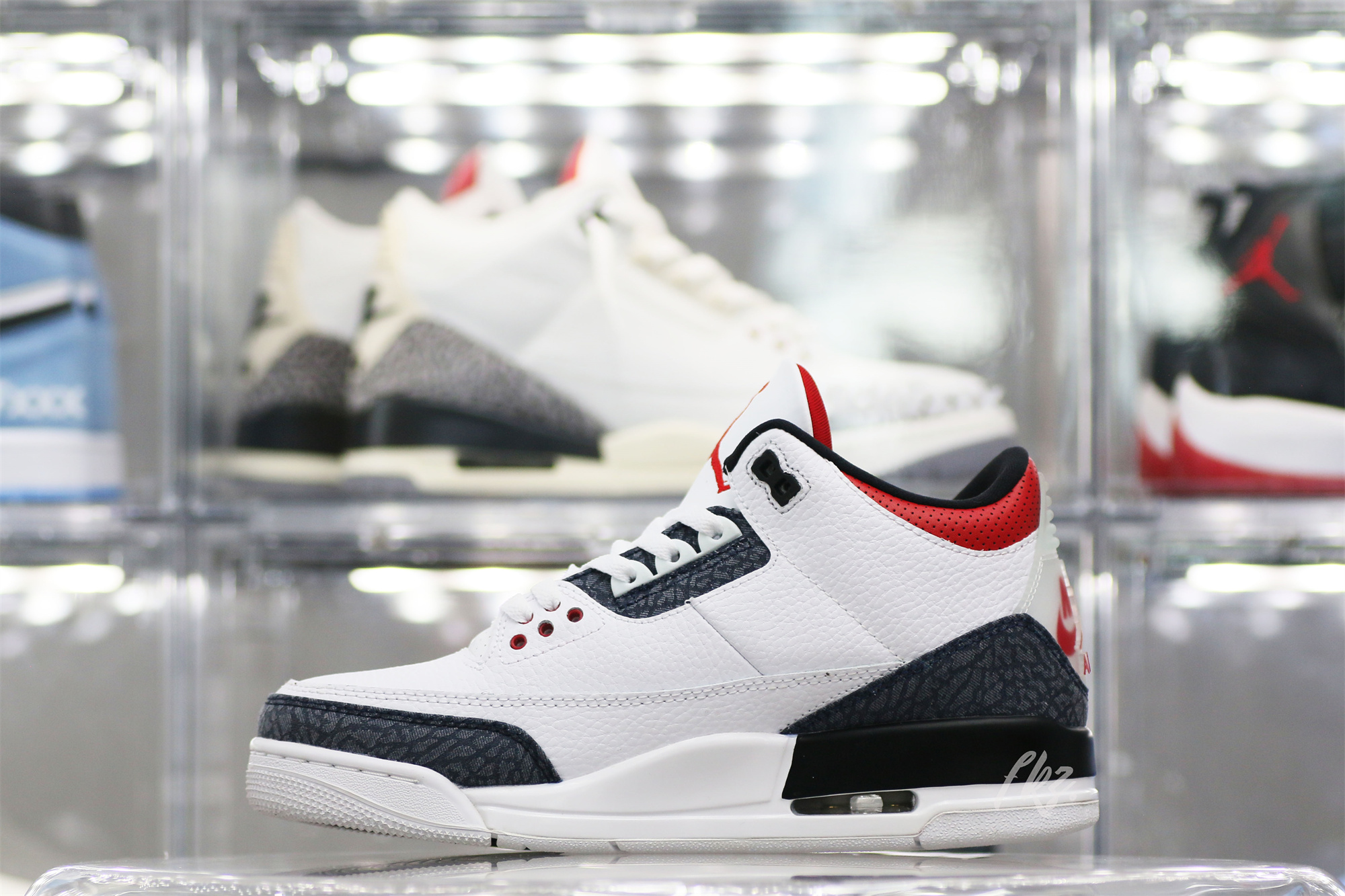 Jordan 3 Retro SE Fire Red Denim 2020