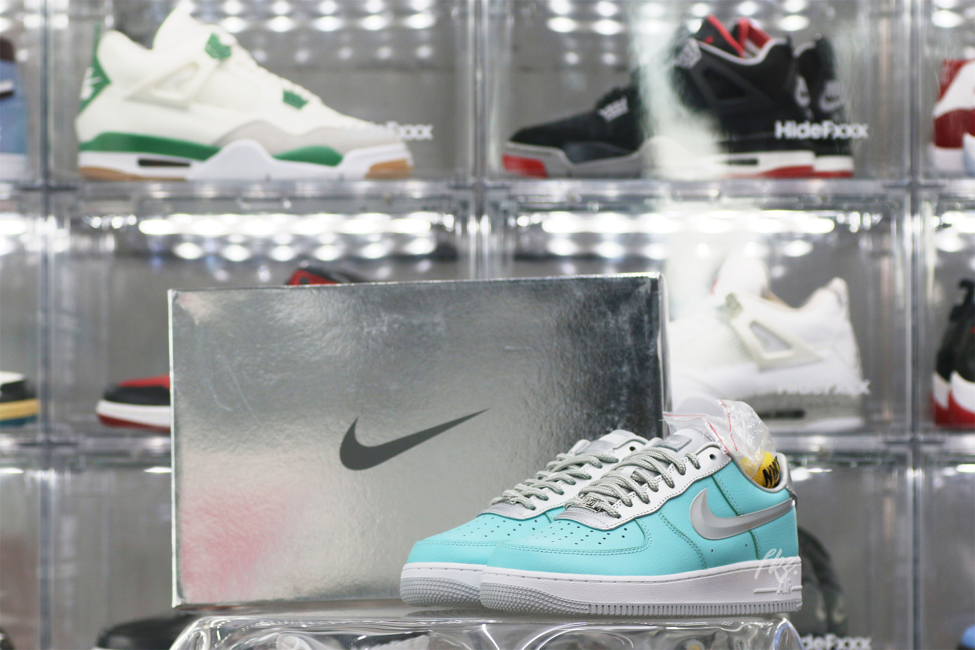 𝐓𝐥𝐅𝐅𝐀𝐍𝐘 & 𝐂𝐎. Nike Air Force 1 Low 1837