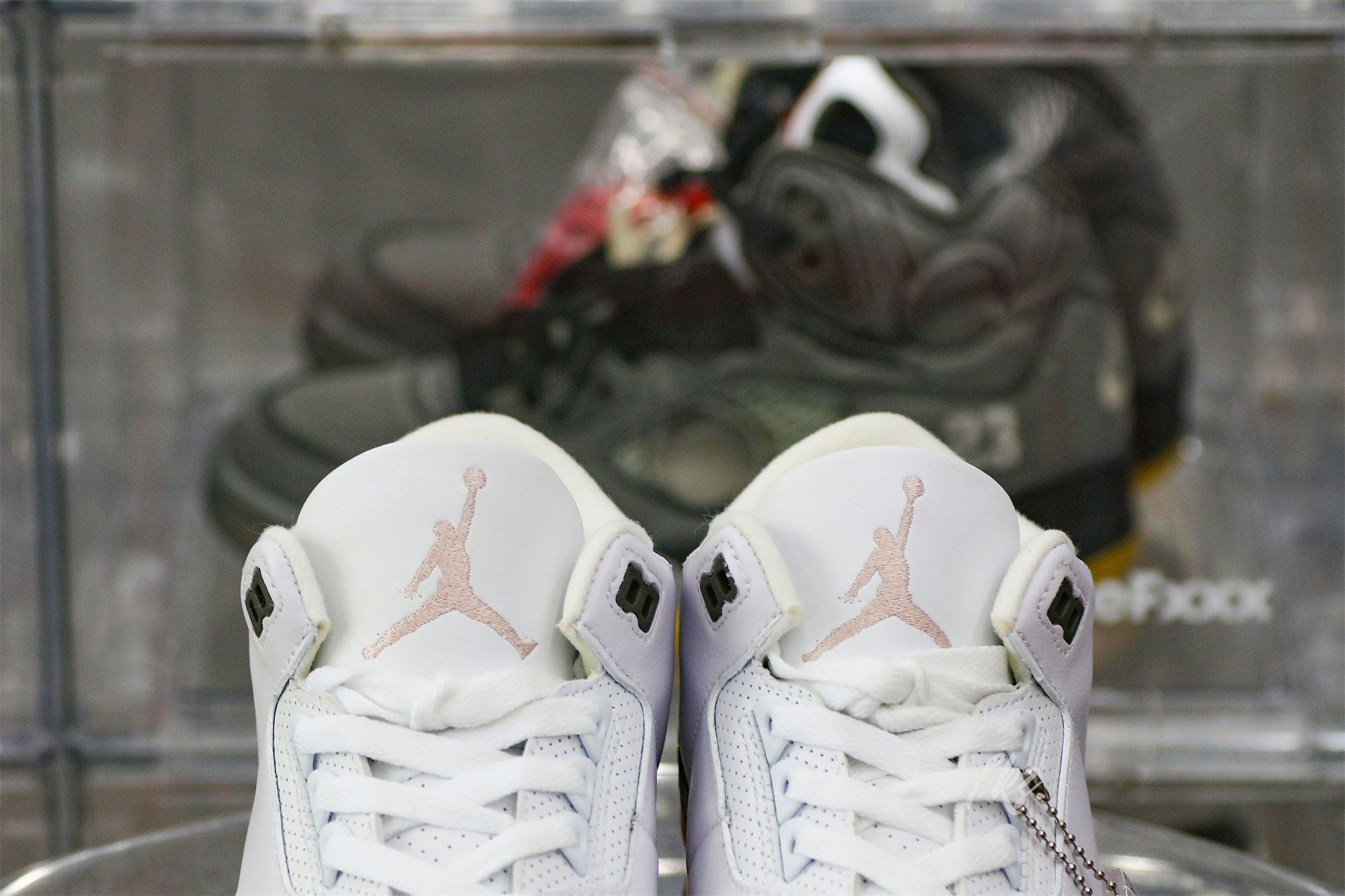 Air Jordan 3 Retro Neapolitan Dark Mocha