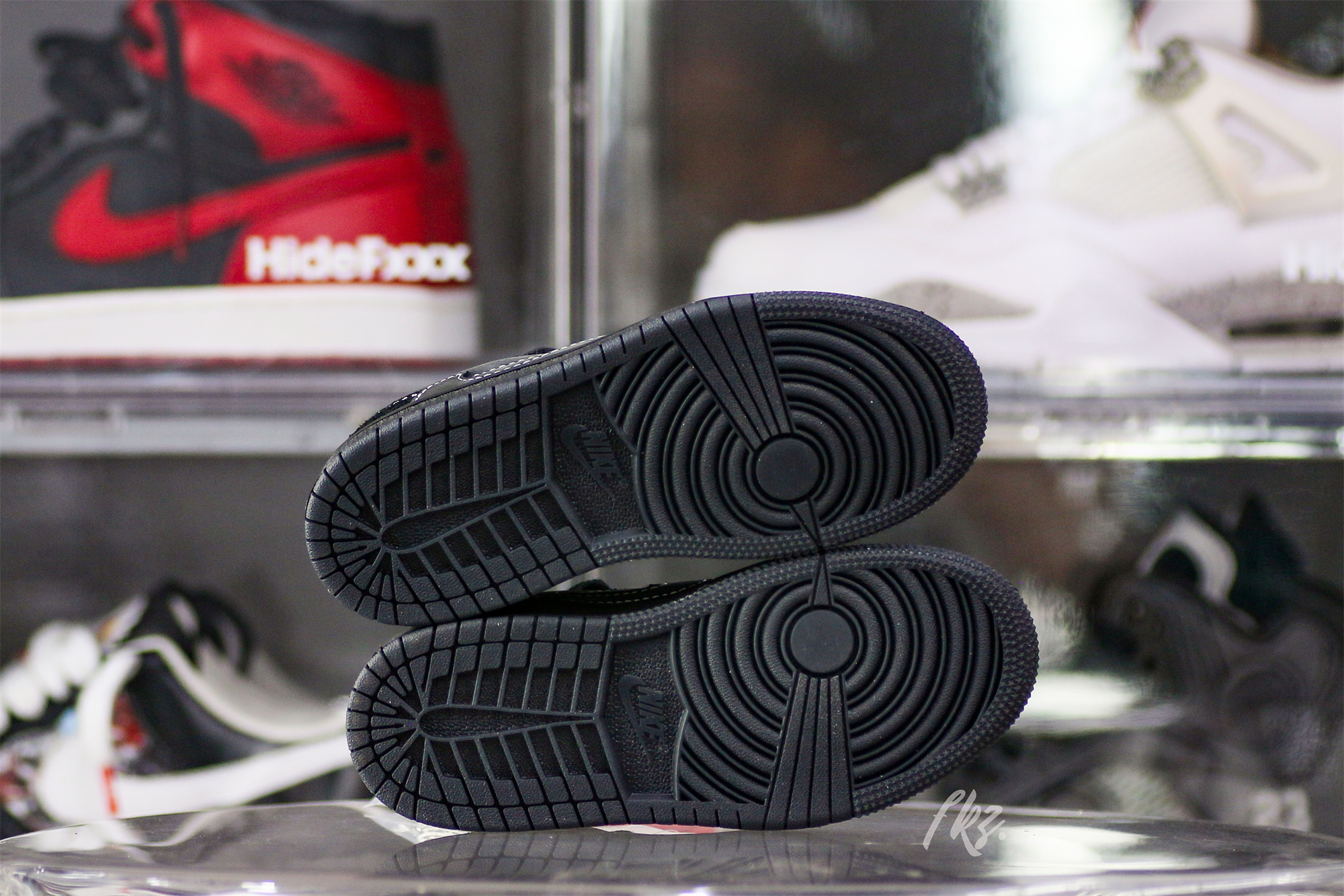 Travis Scott x Jordan 1 Retro Low OG SP Black Phantom Kid (LN5 A1)