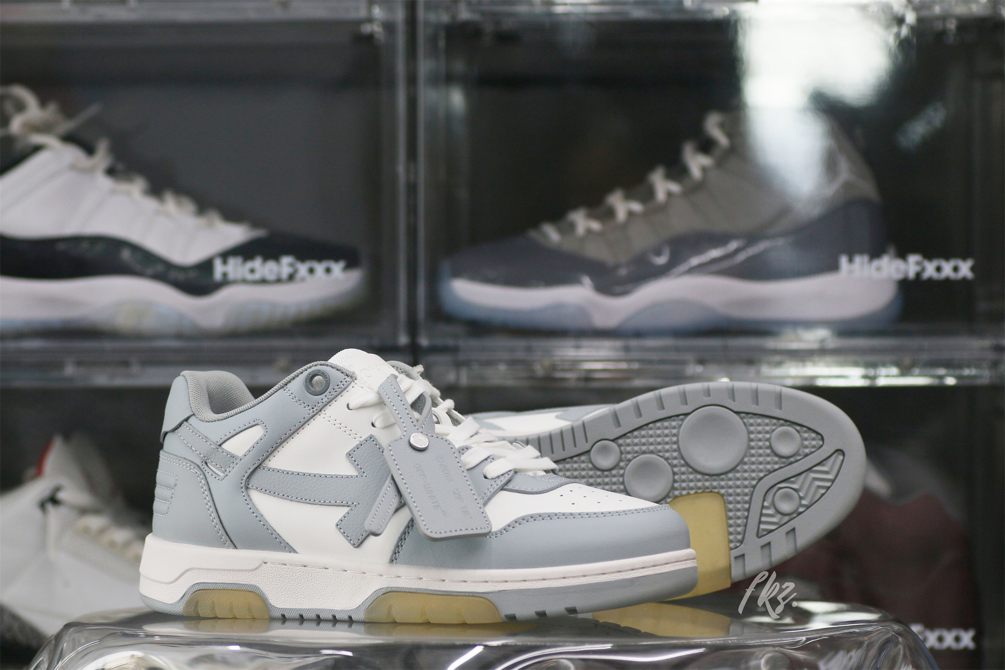 OFF-WHITE White & Gray Out Of Office Sneakers