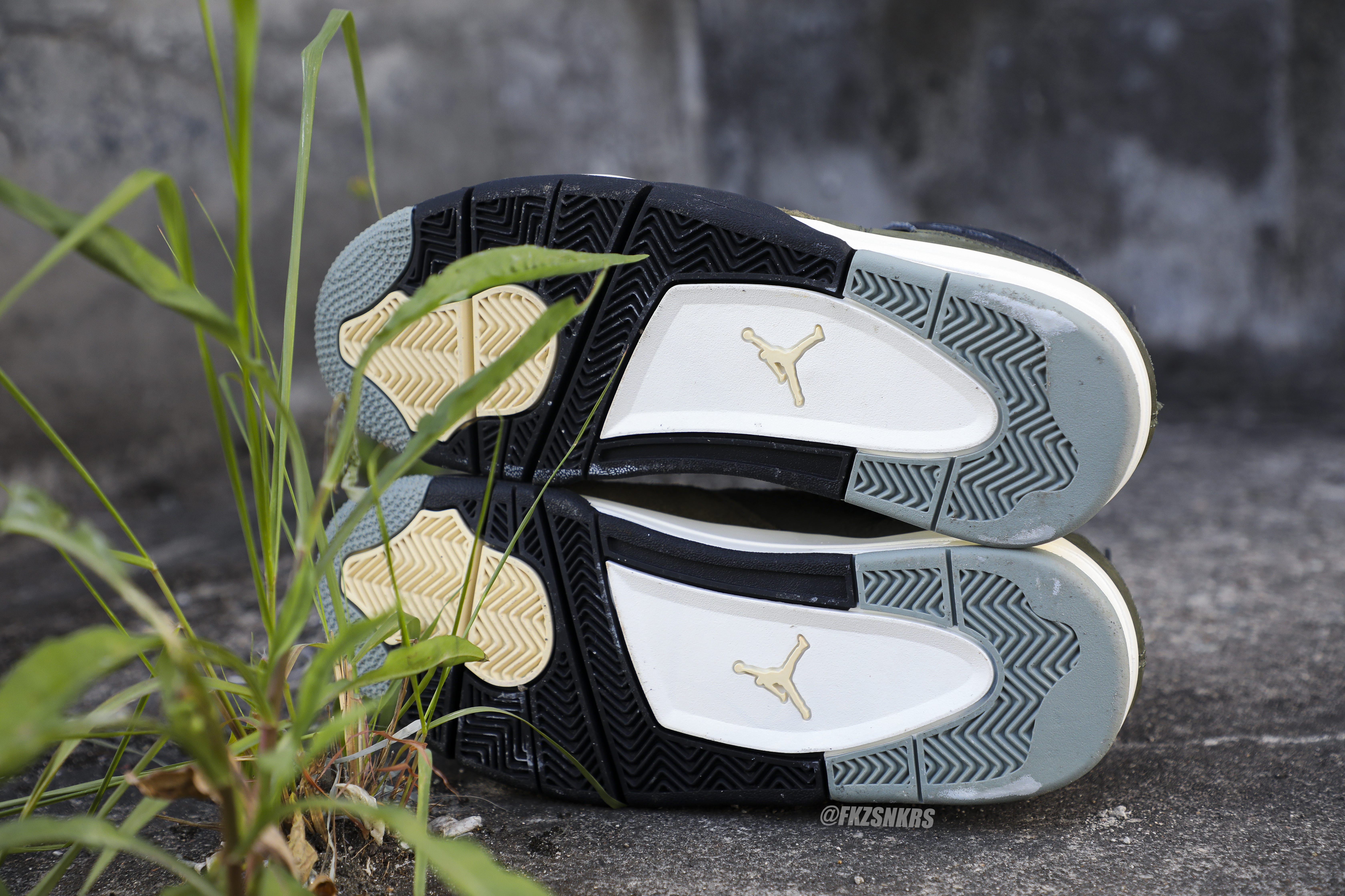 Air Jordan 4 Retro SE Craft Medium Olive (LN5 A1)