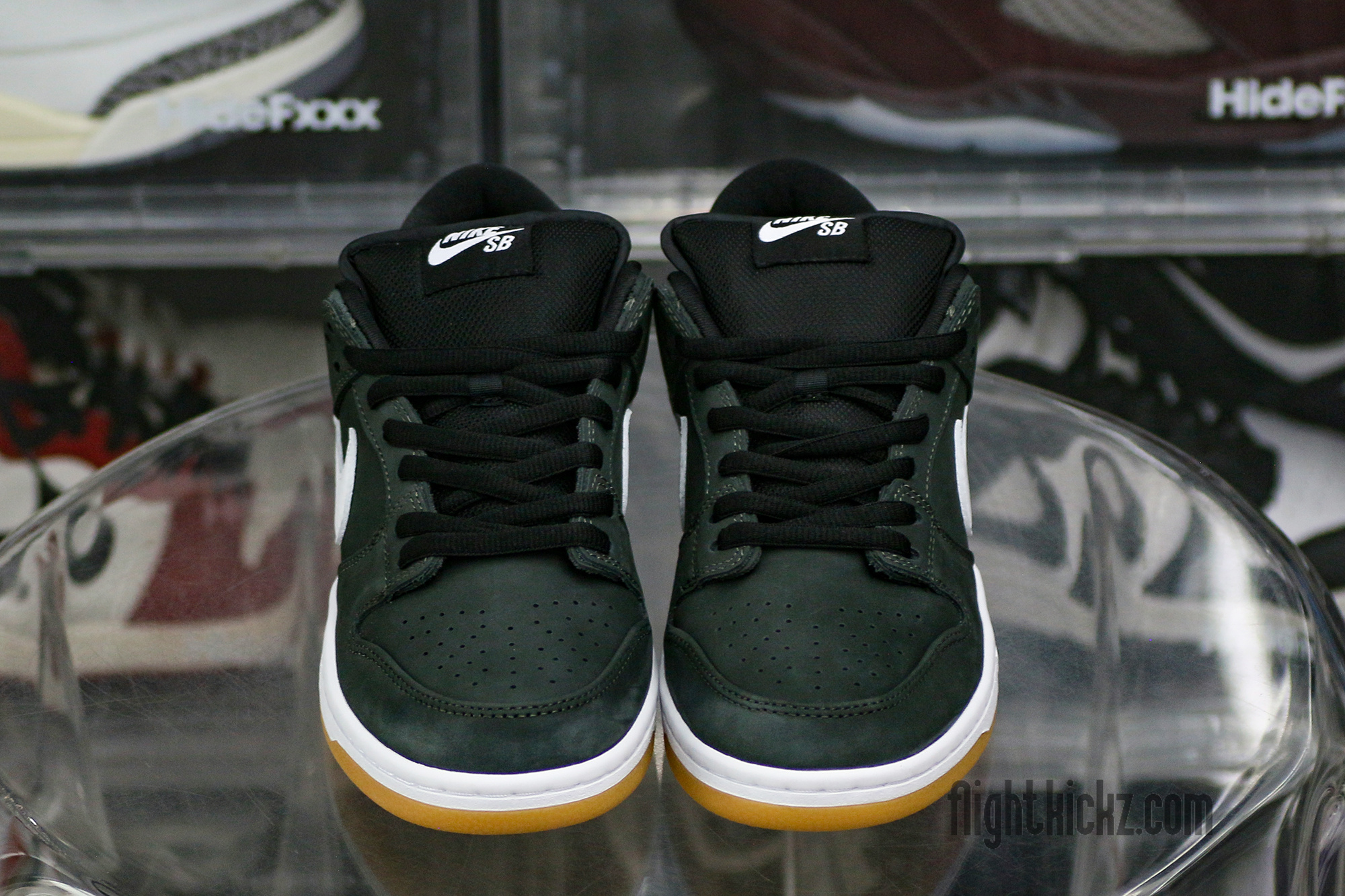Nike Dunk SB Black Gum 2023
