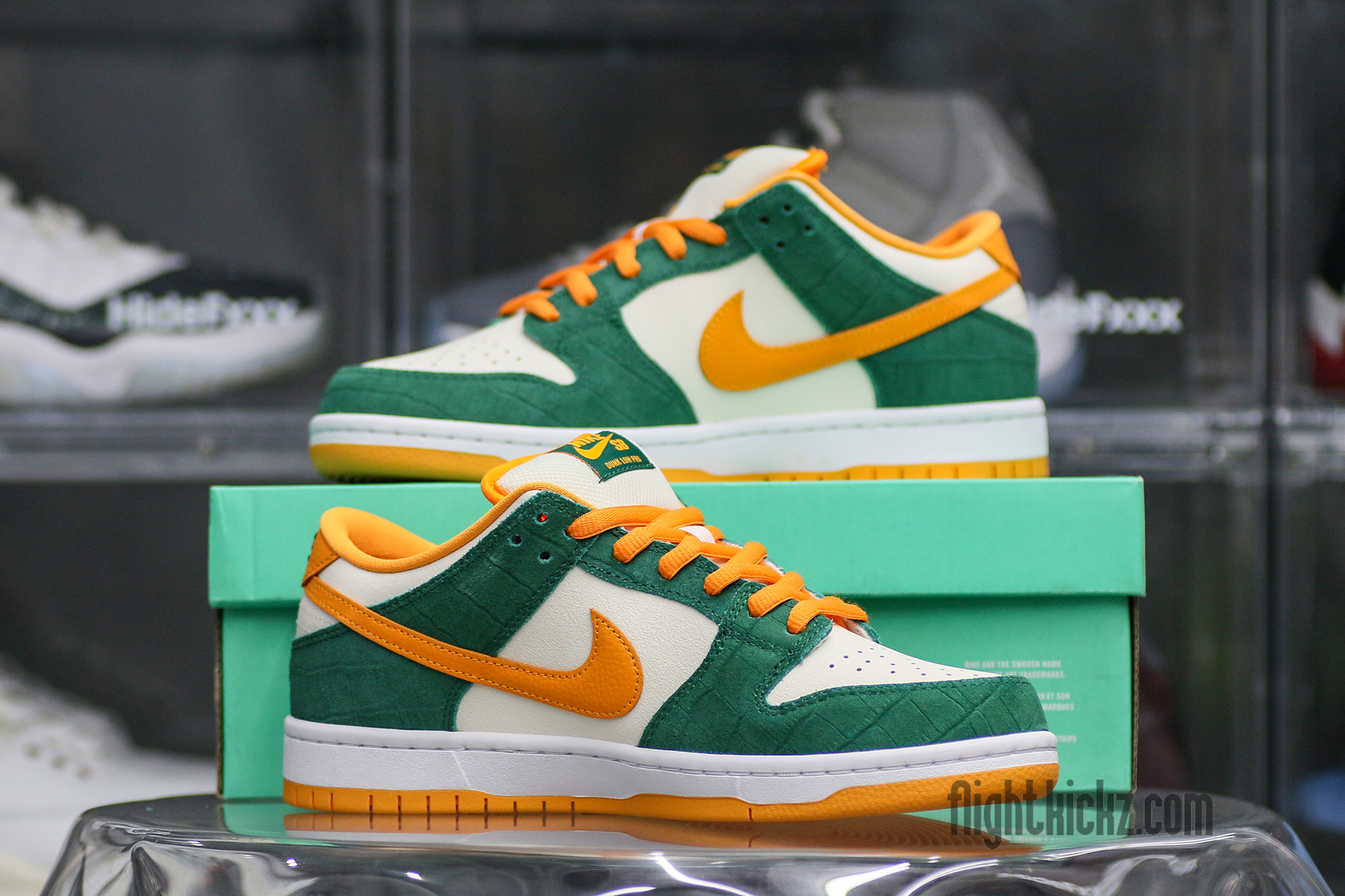 Nike SB Dunk Low Legion Pine Kumquat