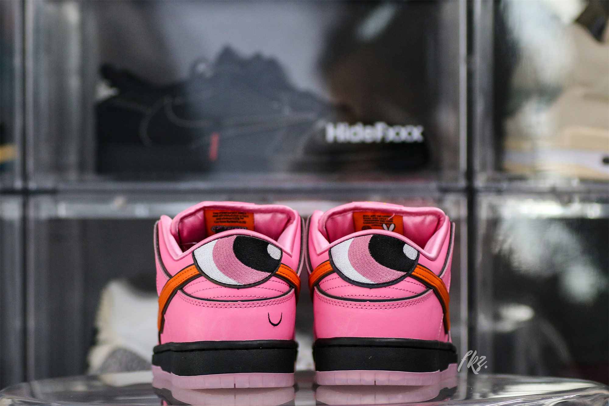 The Powerpuff Girls x Nike SB Dunk Low Blossom