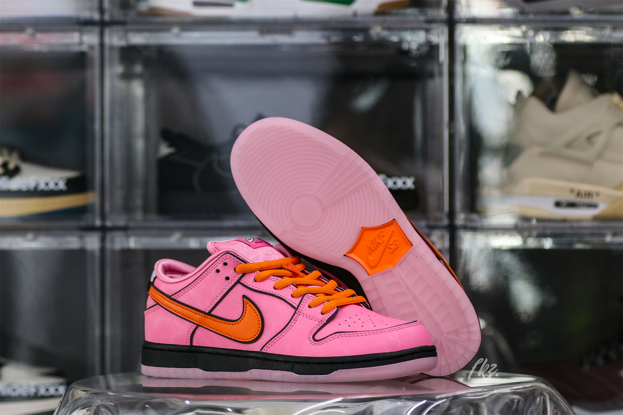 The Powerpuff Girls x Nike SB Dunk Low Blossom