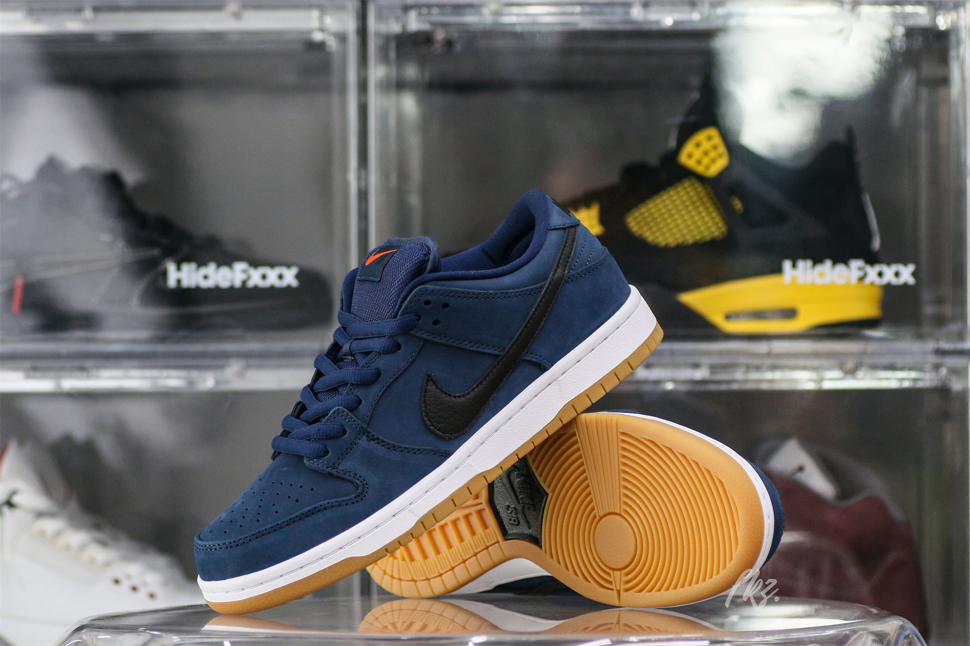 Dunk Low Pro ISO SB Navy Gum