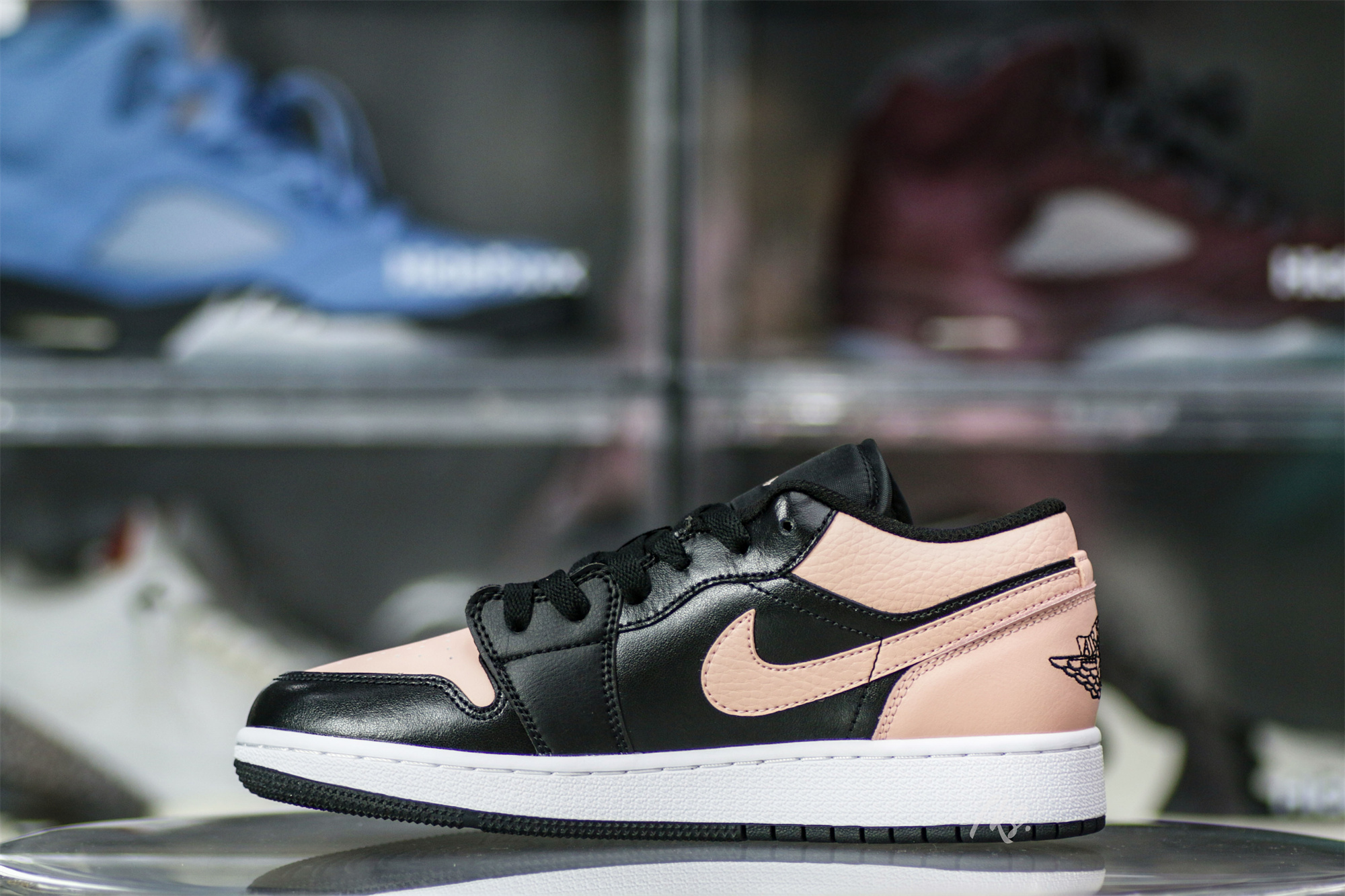 Air Jordan 1 Retro Low Crimson Tint 2021