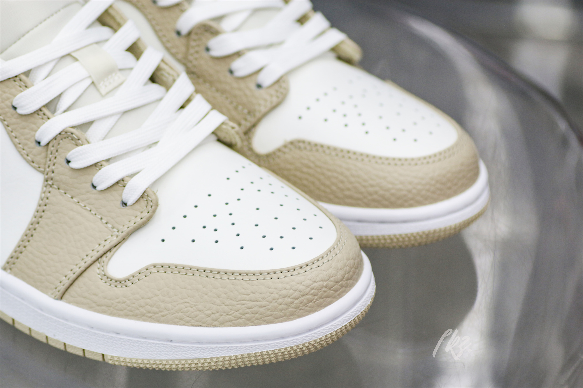 Air Jordan 1 Low SE Sail Rattan 2022